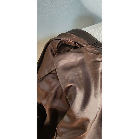 Lord & Taylor Women's Brown Leather Jacket Size 6 - Picture 7 of 8